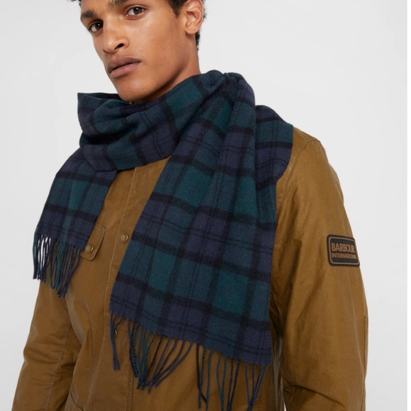 NWT BARBOUR new check tartan scarf  in black watch - Picture 2 of 9